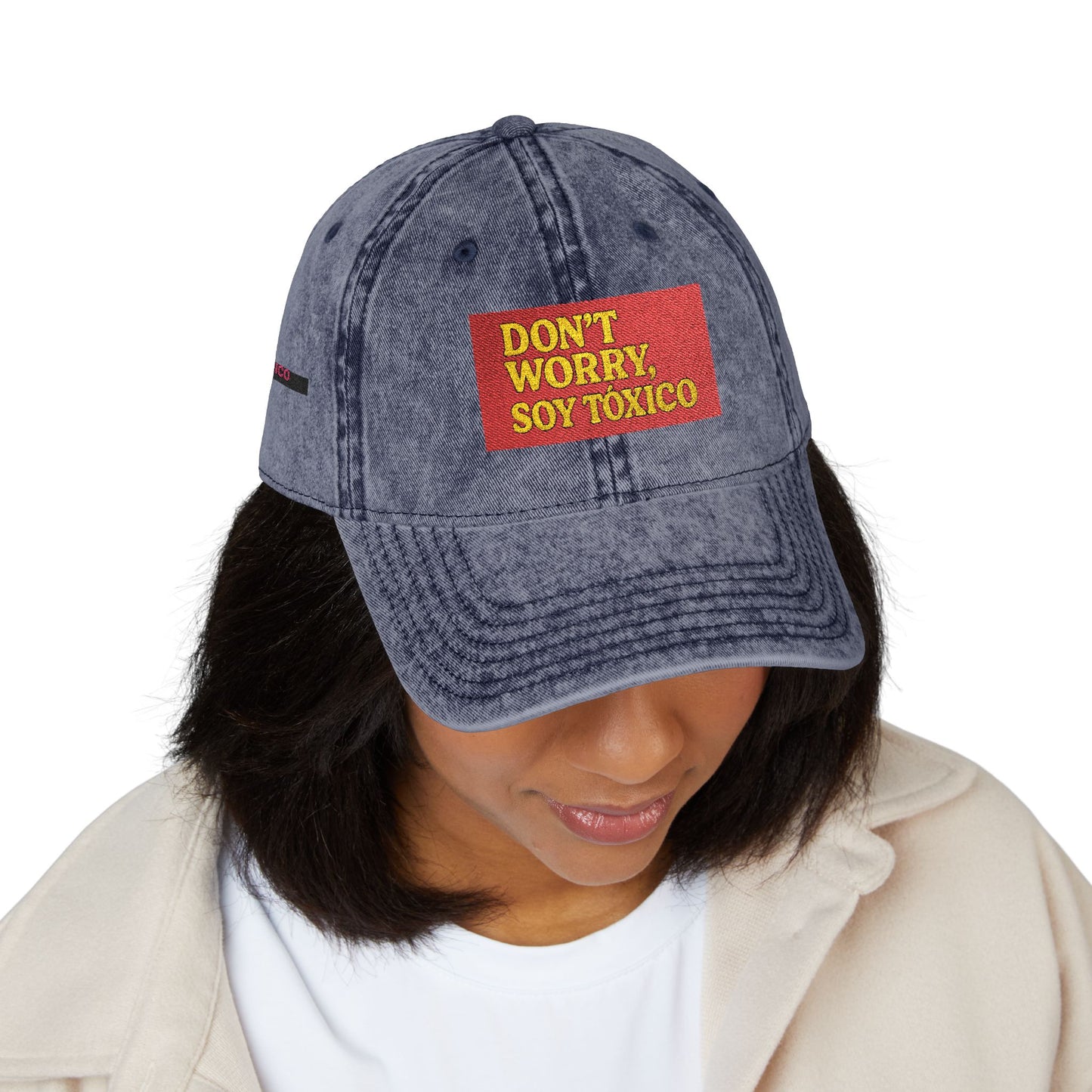 Vintage Embroidered Cap — "Don't Worry, Soy Toxico" Retro Baseball Hat